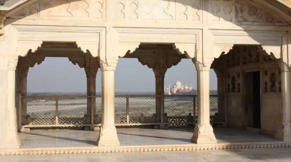 Agra fort inside